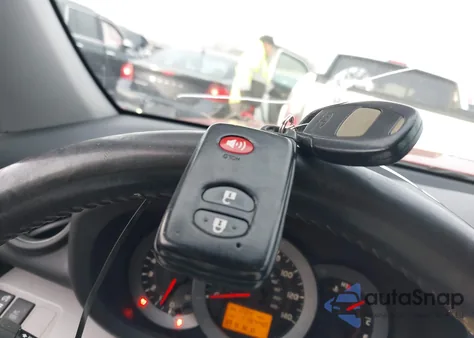 2010 Toyota Rav4 Limited z USA, uszkodzony, nr VIN JTMDF4DV1A5030349